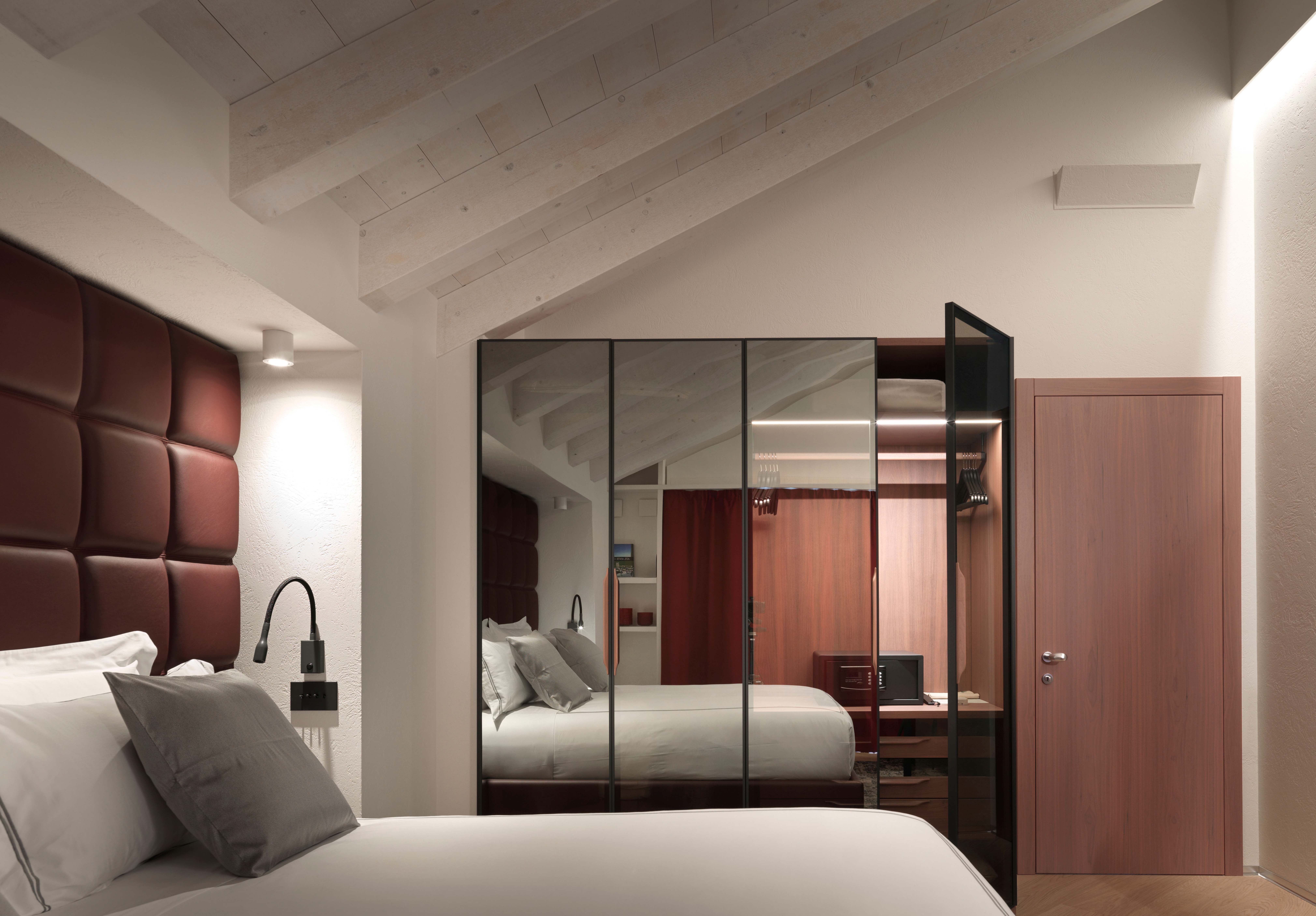 GIF_siute_Mountain Rose_colorsense_life_porta (3)