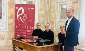 “Resistere” sbarca in piazza