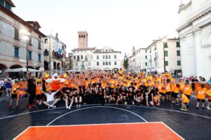 MBA, basket a Km Zero
