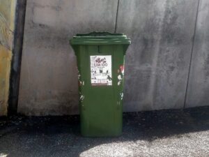 Porta a porta in faccia
