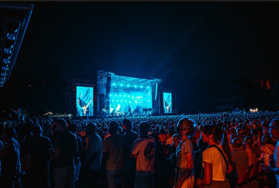 sting 10 again