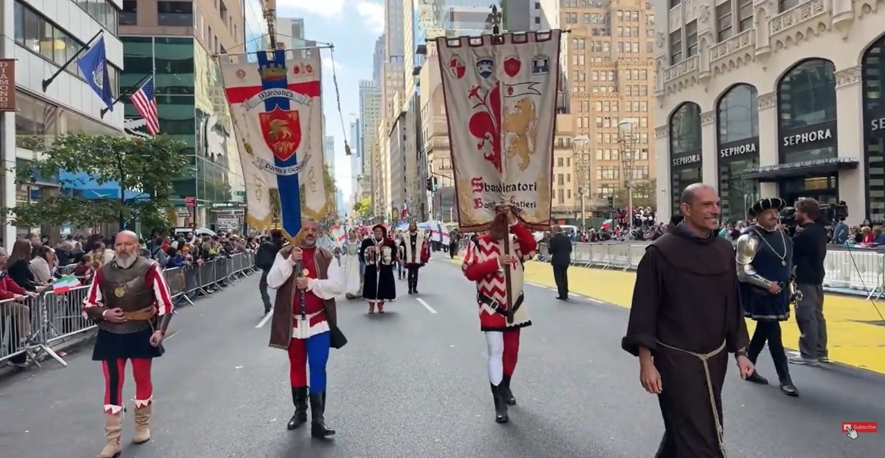 Fermo immagine da YouTube – Diretta streaming NYC Live, The 82nd Annual Columbus Day Parade 2026 #afrazexplores